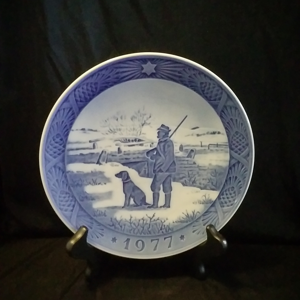 ROYAL COPENHAGEN CHRISTMAS PLATE 1977 IMMERVAD BRIDGE Denmark